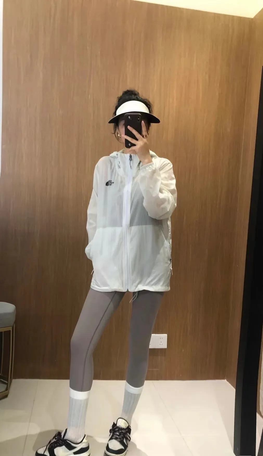 𝗧𝗵𝗲 𝗡𝗼𝗿𝘁𝗵 𝗙𝗮𝗰𝗲｜ ！ 𝘀𝗶𝘇𝗲：𝗦 𝗠 𝗟 𝗫𝗟 𝗫𝗫𝗟 ：Black、White、Gray、